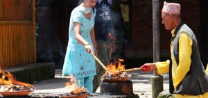 devotee lighting lakh batti